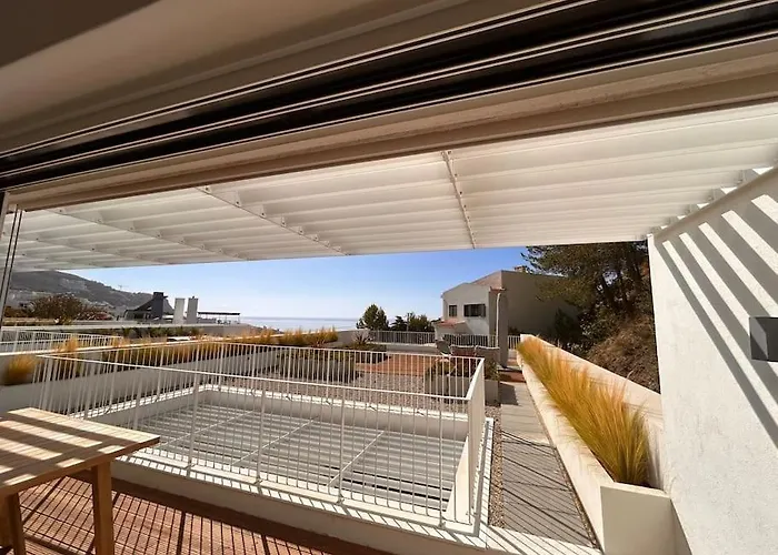 Spacious Ocean View, Pool And Garage * Sesimbra
