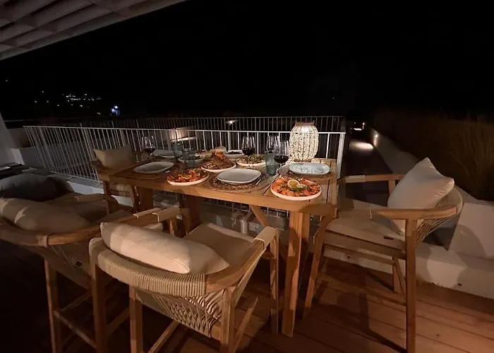 Spacious Ocean View, Pool And Garage Apartamento