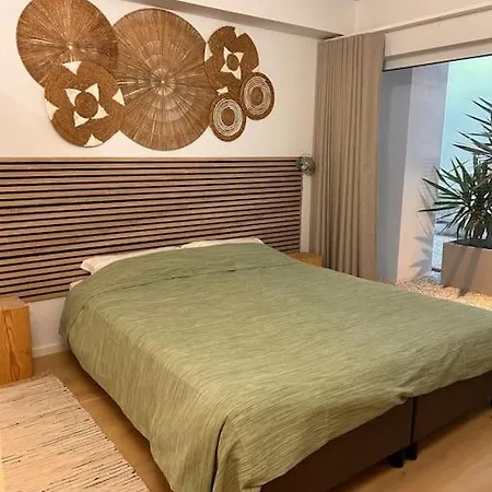 Apartment Spacious Ocean View, Pool And Garage