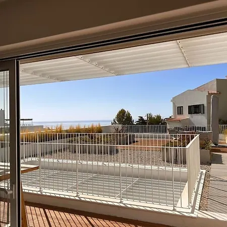 Apartment Spacious Ocean View, Pool And Garage