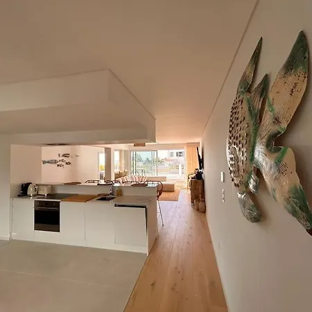 Apartment Spacious Ocean View, Pool And Garage *